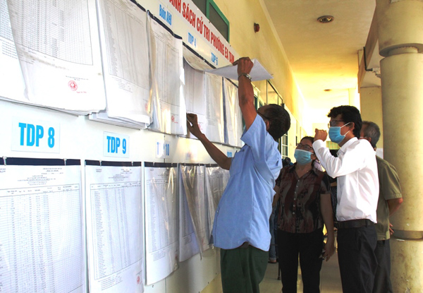 Đắk Lắk đảm bảo an toàn cho người dân khi đi tiếp xúc cử tri, bầu cử